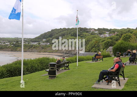 Traethgwyn a bassa marea da giardini a terrazza Glanmor, New Quay, Cardigan Bay, Ceredigion, il Galles, la Gran Bretagna, Regno Unito, Gran Bretagna, Europa Foto Stock