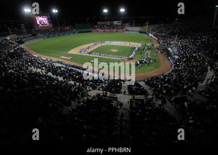 Pimer dia de acción en la Serie del Caribe 2013 en el ¨Estadio Sonora" (BaldemarDeLosLlanos/NortePhoto) Foto Stock