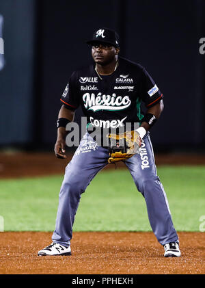 Ronnier Mustelier. Messico pierde 5 carreras 4 , duranti el segundo día de actividades de la Serie del Caribe con el partido de beisbol Tomateros de Foto Stock