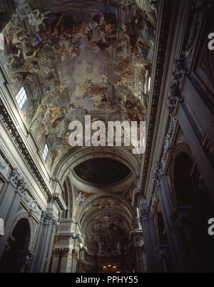 A BOVEDA DE LA NAVATA CENTRALE DI ACABADA POR ANDREA POZZO EN 1685, DEBIDO A LA MUERTE DE Orazio Grassi. Autore: GRASSI, Orazio. Posizione: Iglesia de San Ignacio. Roma. ITALIA. Foto Stock