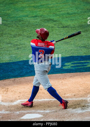 Jesmel Valentin Puerto Rico. . Partido de beisbol de la Serie del Caribe con el encuentro entre Caribes de Anzoátegui de Venezuela contra los Crioll Foto Stock