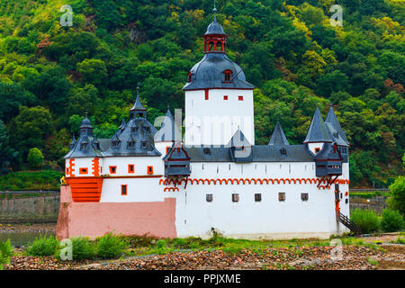 Il castello Pfalzgrafenstein 1327 su Die Pfalz isola nel fiume Reno, Kaub, Renania-Palatinato, Germania, Europa. Foto Stock