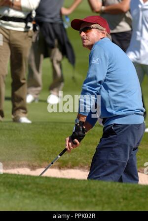 Sky One Allstar Cup presso il Celtic Manor Resort, Newport, oggi ( Sabato 27/8/05 ). Attore americano Michael Douglas. Foto Stock