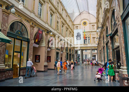 Galeries Royales Saint Hubert, Koningsgalerij, Bruxelles, Belgio Foto Stock