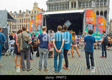 Bruxelles Weekend di Jazz, il festival del jazz, il Grand Place, il Grote Markt, piazza principale di Bruxelles, in Belgio Foto Stock