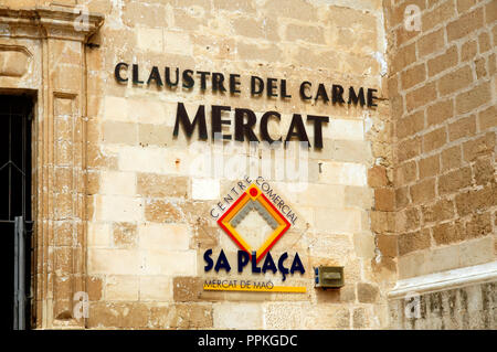 Claustre del Carme Mercat Mahon o Mao, Menorca, isole Baleari, Spagna. Foto Stock