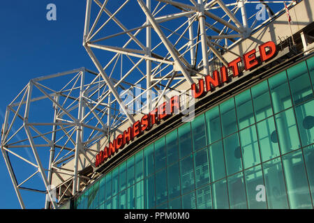 Close-up del Manchester United segno a Old Trafford, il club di casa Foto Stock