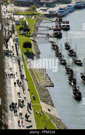 Rabelos barche a Vila Nova de Gaia. Fiume Douro, Portogallo Foto Stock