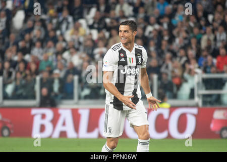 Torino, Italia. Il 26 settembre 2018. Cristiano Ronaldo della Juventus durante la Serie A nella partita tra Juventus e Bologna a Juventus Stadium, Torino, Italia il 26 settembre 2018. Foto di Alberto Gandolfo. Solo uso editoriale, è richiesta una licenza per uso commerciale. Nessun uso in scommesse, giochi o un singolo giocatore/club/league pubblicazioni. Credit: UK Sports Pics Ltd/Alamy Live News Foto Stock