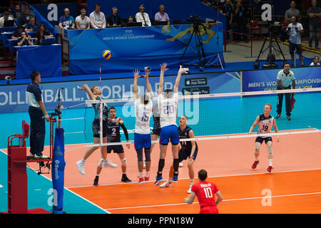 Milano (Italia), 23 Settembre 2018: Match Russia vs Finlandia a FIVB Pallavolo uomini del Campionato del Mondo 2018. Foto Stock