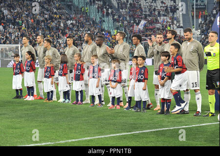 Torino, Italia. 26 Settembre, 2018. Team Juventus FC durante la serie di una partita di calcio tra Juventus e Bologna FC presso lo stadio Allianz il 26 settembre 2018 a Torino, Italia. Credito: FABIO PETROSINO/Alamy Live News Foto Stock