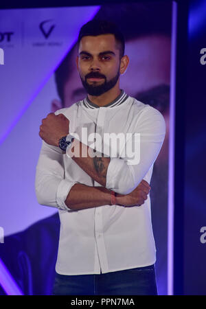 Settembre 26, 2018 - Mumbai, India - cricketer 'Virat Kohli' Ambasciatore del marchio Tissot India avviano l'TISSOT CHRONO XL CLASSIC VIRAT KOHLI 2018 Edizione speciale guarda al hotel Taj Lands End, Bandra di Mumbai. (Credito Immagine: © Azhar Khan/SOPA immagini via ZUMA filo) Foto Stock