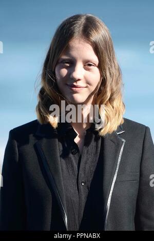 San Sebastian, Spagna. Il 27 settembre, 2018. Mia Goth a vita alta photocall durante la 66San Sebastian Film Festival Kursaal terrazza a San Sebastian, Spagna, il 27 settembre 2018 Credit: Jimmy Olsen/Media punzone ***Nessuna Spagna***/Alamy Live News Foto Stock