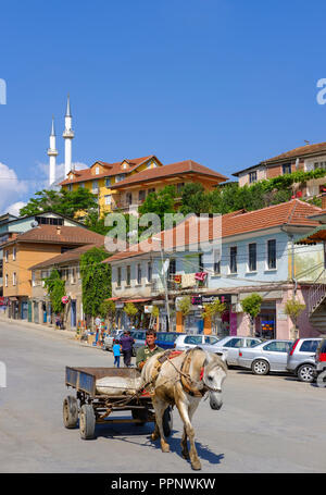 Carrozza a cavallo, Peshkopia, Peshkopi, Qark Dibra, Albania Foto Stock