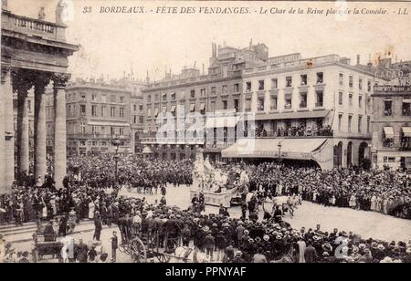 Bordeaux Fête des Vendanges Char de la Reine des vendages b. Foto Stock