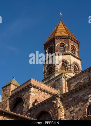 Basilica saint-Julien de Brioude Foto Stock