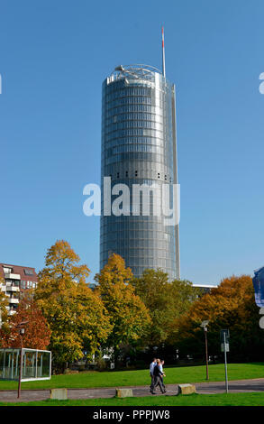 RWE-Turm, Opernplatz, Essen, Nordrhein-Westfalen, Deutschland Foto Stock