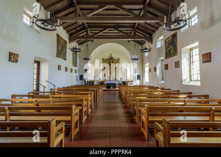 San Rafael, California - 24 Settembre 2018: interni della Missione di San Rafael Arcangel. Foto Stock