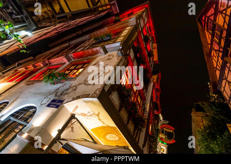Le Tire-Bouchon ristorante, Rue des Tailleurs de Pierre, 67000 Strasburgo, Francia Foto Stock