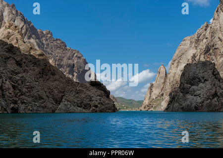 Lago Kol-Suu, alta altitudine Lago, Kurumduk valley, provincia di Naryn, Kirghizistan, Asia Centrale, Köl-Suu lago Foto Stock