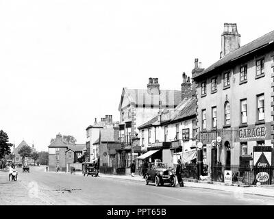 High Street, Bawtry all'inizio degli anni '1900 Foto Stock