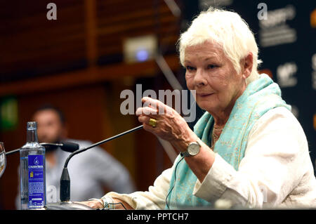Judi Dench assiste il 'ROSSO Joan " conferenza stampa durante la 66a San Sebastian International Film Festival 2018 al Kursaal il 25 settembre 2018 a San Sebastian, Spagna. Foto Stock