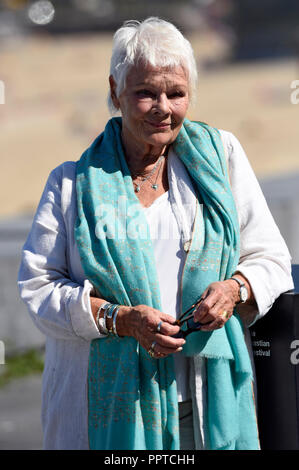 Judi Dench assiste il 'ROSSO Joan' photocall durante la 66a San Sebastian International Film Festival 2018 al Kursaal terrazza il 25 settembre 2018 a San Sebastian, Spagna. Foto Stock