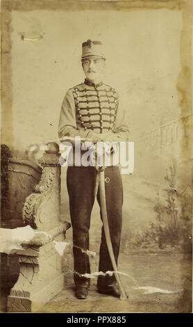 Ritratto di un soldato; 1870; albume silver stampa Foto Stock