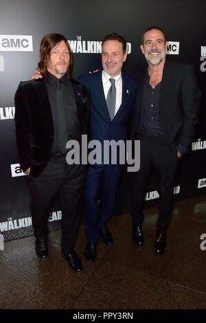 Los Angeles, Ca, Stati Uniti d'America. Il 27 settembre, 2018. Norman Reedus, Andrew Lincoln e Jeffrey Dean Morgan in The Walking Dead Stagione 9 Premiere evento alla DGA in Los Angeles, la California il 27 settembre 2018. Credito: Faye Sadou/media/punzone Alamy Live News Foto Stock