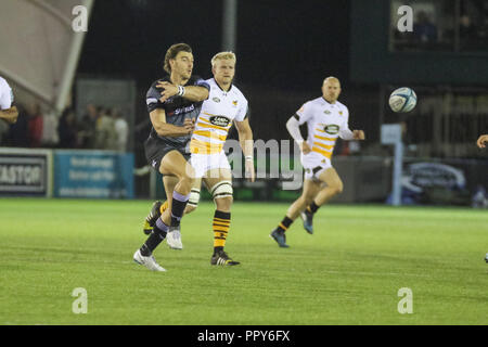 Newcastle, Regno Unito. Il 28 settembre 2018, Kingston Park, Newcastle, Inghilterra; Gallagher Premiership, Newcastle v vespe ; h12 offleads la sfera Credito: Dan Cooke/News immagini Credito: News immagini /Alamy Live News Foto Stock