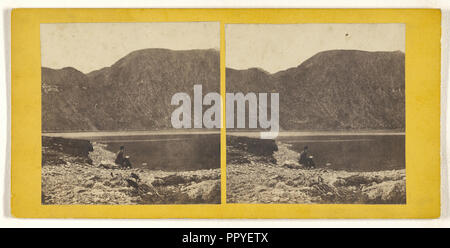 Red Tarn, Estensione Edge, Helvellyn; G. Acque, British, attivo Windemare, Inghilterra 1860s, circa 1860; albume silver stampa Foto Stock