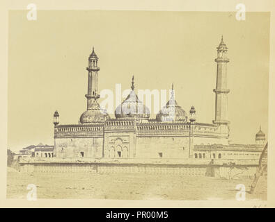 Masjid Asafi nella bara Imambara complessa, Lucknow; Lucknow, India; circa 1863 - 1887; albume silver stampa Foto Stock