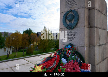 La guerra sovietica monumento eretto in onore dell'Armata Rossa che liberato Kirkenes nel 1944. La Norvegia. Foto Stock