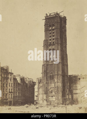 La Tour St Jacques; Édouard Baldus, Francese, nato in Germania, 1813 - 1889, Parigi, Francia; 1850 - 1855; salati di stampa della carta Foto Stock