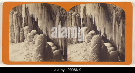 Inverno vista da sotto il ferro di cavallo caduta, Canada lato; Canadian; circa 1865; albume silver stampa Foto Stock