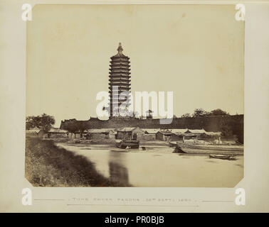 Tung Choon Pagoda; Felice Beato, 1832 - 1909, Hong Kong; Settembre 23, 1860; albume silver stampa Foto Stock