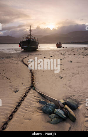 Vecchia barca da pesca, Barmouth Harbour, Gwynedd, il Galles del Nord, Wales, Regno Unito, Europa Foto Stock