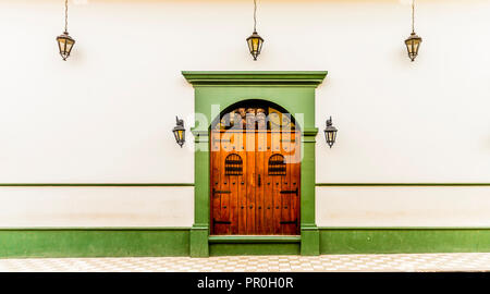 Una vista di un tipico edificio in Leon, Nicaragua america centrale Foto Stock