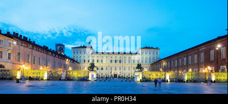 Il Palazzo Reale di Torino, Piemonte, Italia, Europa Foto Stock