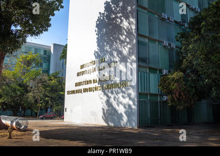 Ministero dell' integrazione nazionale e il Ministero della scienza e tecnologia, innovazione e comunicazione - costruzione di Brasilia, Distrito Federal, Brasile Foto Stock