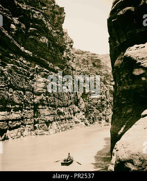 Intorno al Mar Morto (Bahr Lut) foce del fiume Arnon guardando ad est. 1898, Medio Oriente, Israele e/o la Palestina Foto Stock