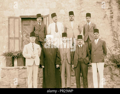 Disturbi della Palestina 1936. I membri dell'Arabo Comitato superiore. Prima fila da sinistra a destra Ragheb Bey Nashashibi, presidente Foto Stock