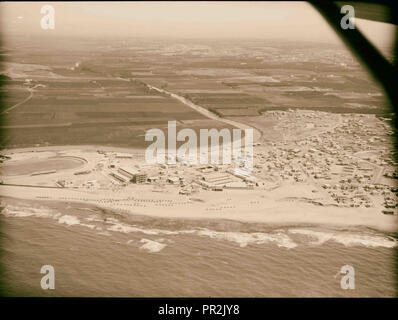 Viste di aria della Palestina. Jaffa, Auji Fiume e Levant Fair. Levant fair edifici [cioè, edifici] guardando verso l'interno, E. mostra Auji Foto Stock