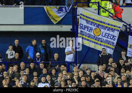 Il 28 settembre 2018, Hillsborough, Sheffield, Inghilterra; Sky scommessa campionato, Sheffield Mercoledì v Leeds Utd : ventola di Leeds volto nella folla Credito: Mark Cosgrove/News immagini, English Football League immagini sono soggette a licenza DataCo Foto Stock