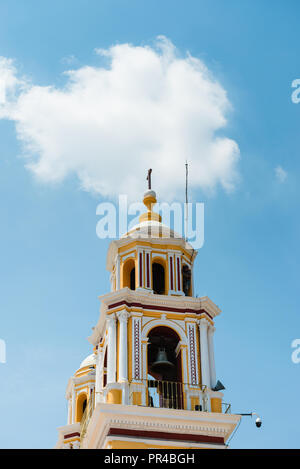 Esterno di Nuestra Señora de los Remedios chiesa in Cholula, Messico Foto Stock