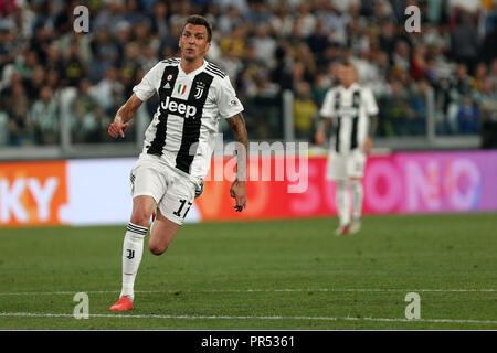 Torino, Italia. Il 29 settembre 2018. Mario Mandzukic della Juventus FC in azione durante la serie di una partita di calcio tra Juventus fc e SSC Napoli. Foto Stock