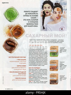 L'interno della rivista russa "Burda'. Foto Stock
