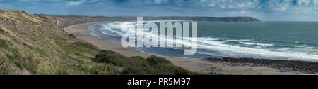 Porth Neigwl, conosciuta anche in inglese come la 'bocca dell'Inferno' Lyn Peninsula nel Galles del Nord Foto Stock