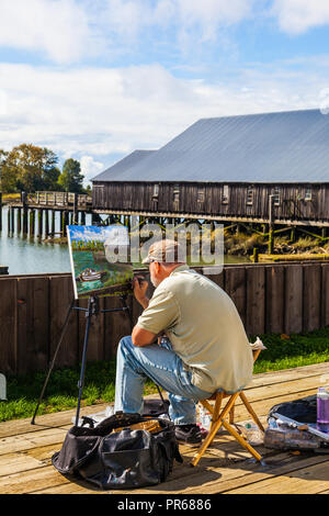 Un artista che partecipano ad un ART Grand Prix in Steveston, British Columbia Foto Stock