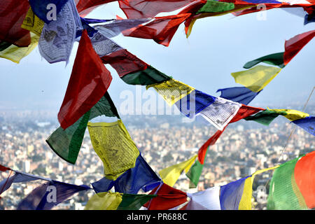 Bandiere di preghiera a Kathmandu in Nepal Foto Stock